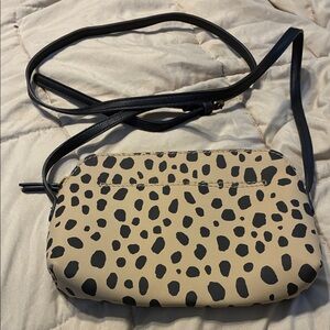 Universal Thread Tan and Black Patterned Crossbody Bag